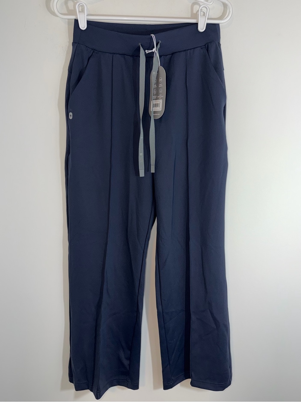 Figs NEW SALINA FORM HIGH WAISTED
RELAXED WIDE LEG SCRUB PANT